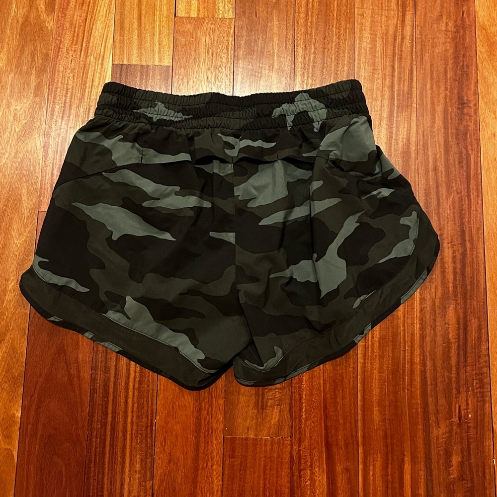 Athleta Racer Run Short - Picture 3 of 5